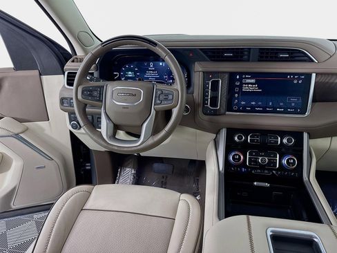 Certified 2023 GMC Yukon Denali w/ Denali Reserve Package image 26