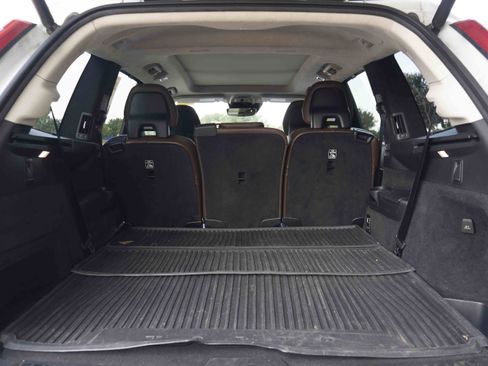 Used 2018 Volvo XC90 T6 Inscription w/ Luxury Package AWD/4WD image 41