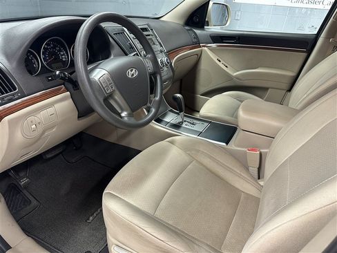 Used 2008 Hyundai Veracruz GLS FWD image 2