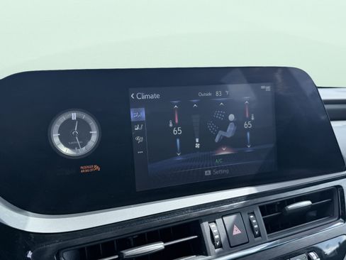 Used 2022 Lexus ES 250 w/ Premium Package image 83