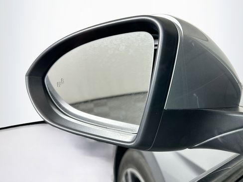 Used 2025 Volkswagen Jetta SE image 16