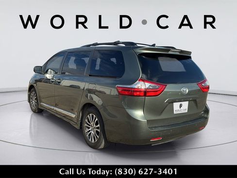 Used 2020 Toyota Sienna XLE Premium image 13