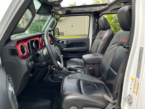 Used 2019 Jeep Wrangler Unlimited Rubicon AWD/4WD image 8