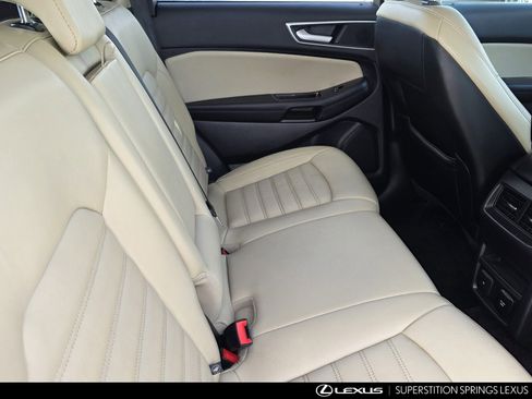 Used 2018 Ford Edge SEL w/ Equipment Group 201A image 29