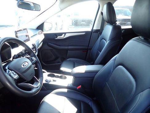 Certified 2022 Ford Escape SEL image 17