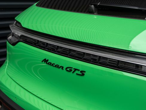 Certified 2025 Porsche Macan GTS AWD/4WD image 58
