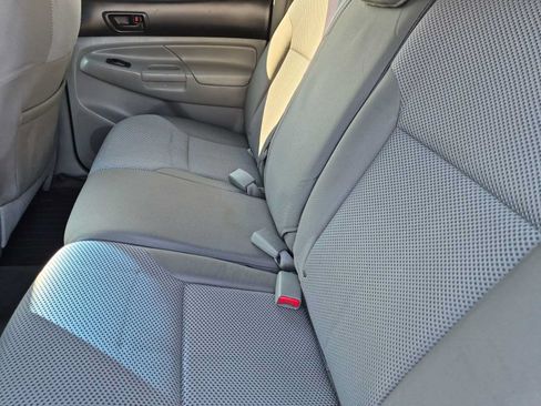 Used 2014 Toyota Tacoma 4x4 Double Cab w/ TRD Sport Package image 15