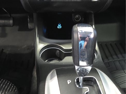 Used 2019 Dodge Journey SE FWD image 15
