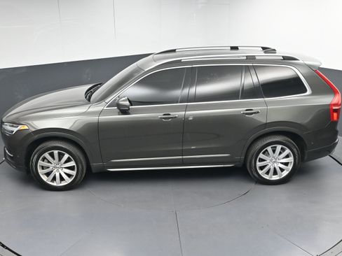 Used 2018 Volvo XC90 T6 Momentum w/ Convenience Package image 38