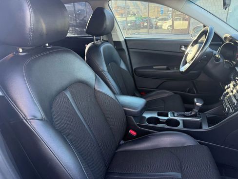 Used 2020 Kia Optima S image 22