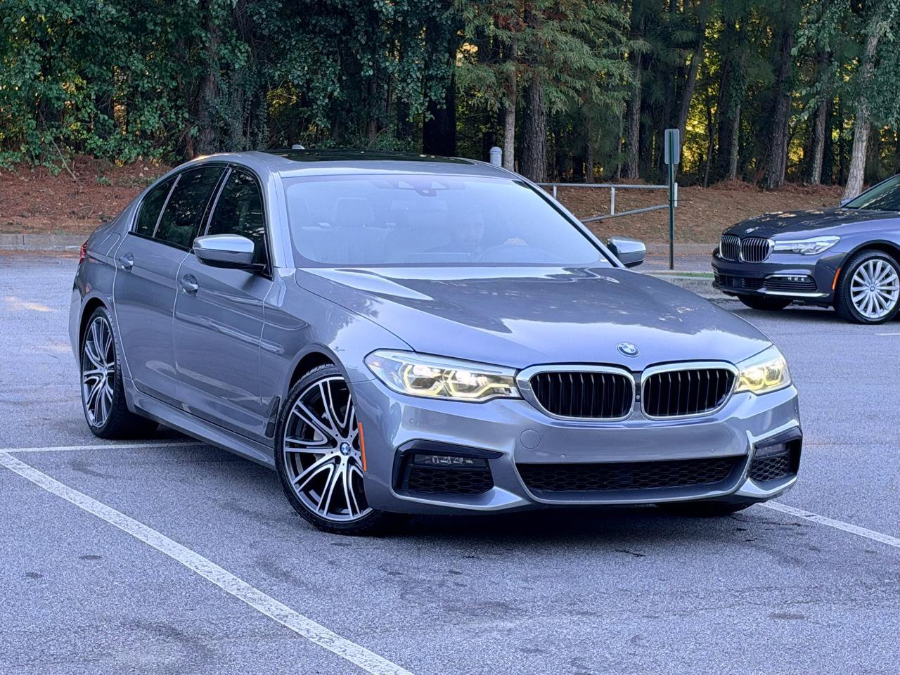 Used 2019 BMW 540i w/ M Sport Package RWD image 5
