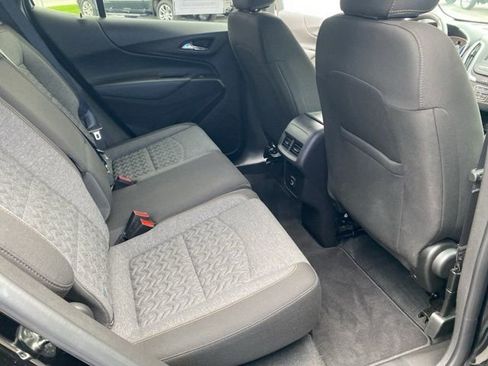 Used 2024 Chevrolet Equinox LT FWD image 35