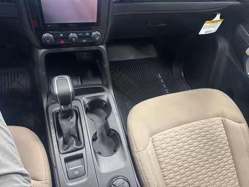 New 2025 Ford Ranger XLT w/ FX4 Off-Road Package image 6