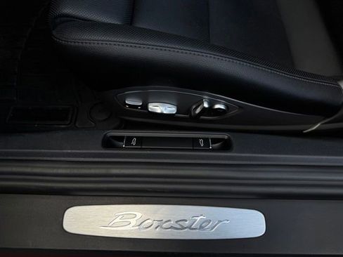 Used 2022 Porsche 718 Boxster RWD image 17
