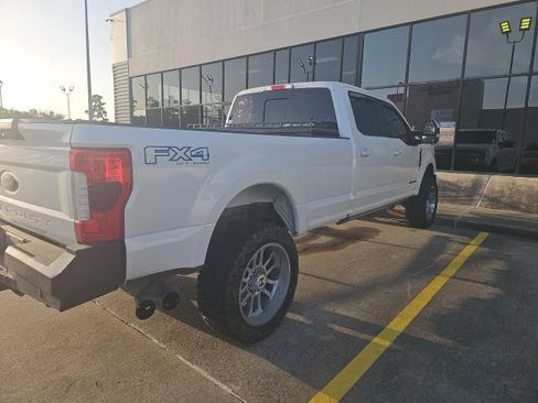 Used 2018 Ford F350 Lariat w/ Lariat Ultimate Package AWD/4WD image 8