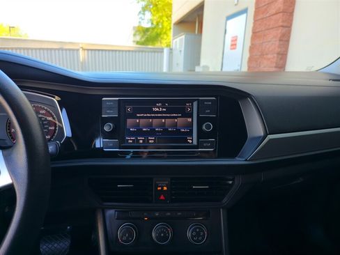 Used 2019 Volkswagen Jetta S w/ Driver Assistance Package FWD image 19