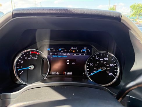 Used 2021 Ford F250 Lariat w/ Lariat Value Package AWD/4WD image 28
