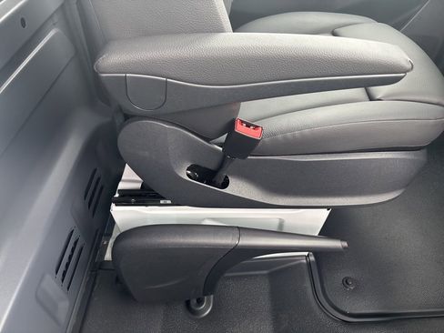 New 2026 Mercedes-Benz Sprinter 2500 image 29