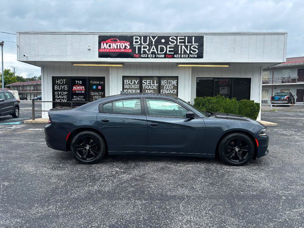 Used 2016 Dodge Charger SXT w/ Navigation & Travel Group RWD image 1