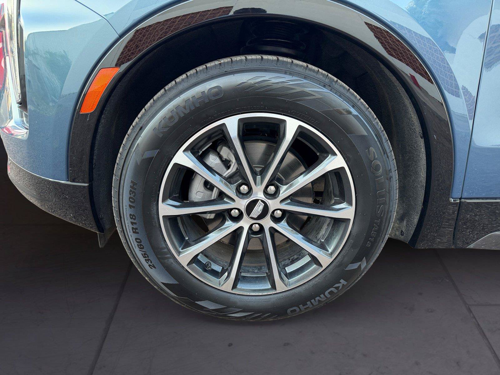 Certified 2025 Cadillac XT4 Sport FWD image 14
