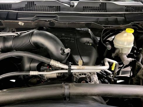 Used 2016 RAM 1500 Express image 9