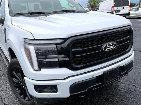 Used 2025 Ford F150 Lariat AWD/4WD image 3