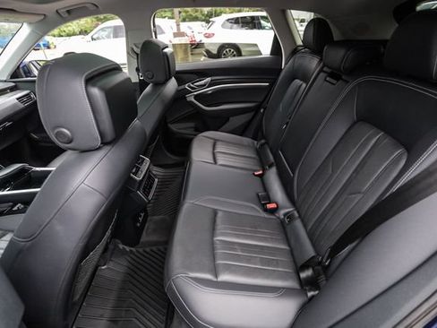 Used 2022 Audi e-tron Premium Plus AWD/4WD image 73