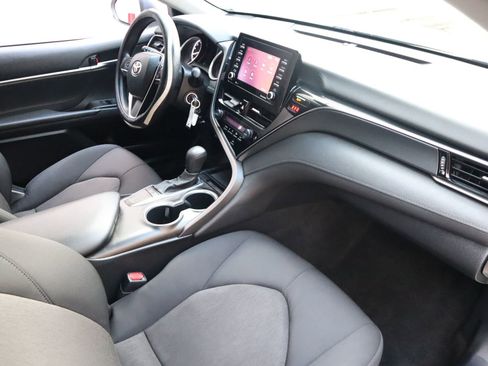 Used 2023 Toyota Camry LE image 53