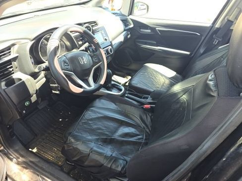 Used 2019 Honda Fit LX image 3