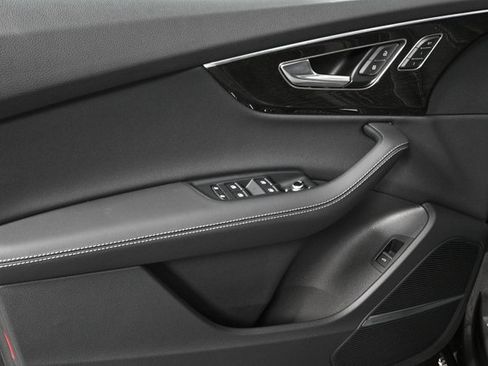 New 2026 Audi Q7 3.0T Premium Plus image 6