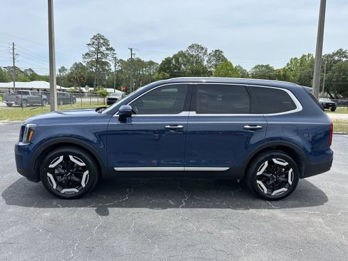 Used 2023 Kia Telluride S AWD/4WD image 8