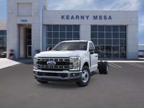 New 2025 Ford F350 XL w/ XL Chrome Package RWD image 2