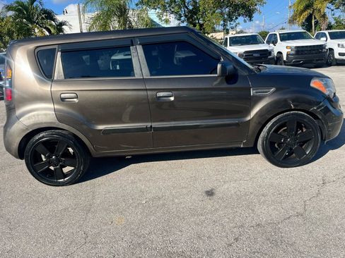 Used 2010 Kia Soul ! image 10