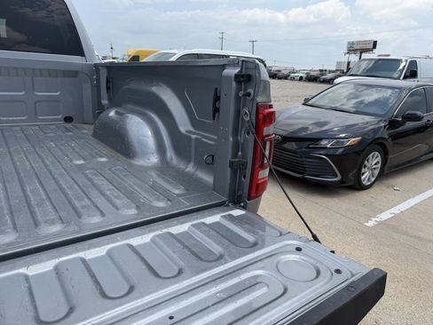 Used 2024 RAM 2500 Laramie AWD/4WD image 5