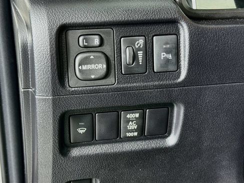 Used 2016 Toyota 4Runner Limited AWD/4WD image 11