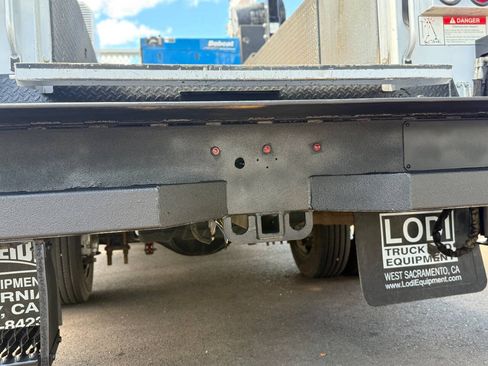 Used 2016 Ford F550 2WD Regular Cab Super Duty image 26