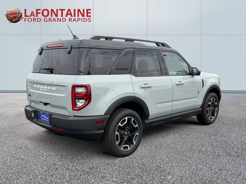 Used 2023 Ford Bronco Sport Outer Banks AWD/4WD image 7