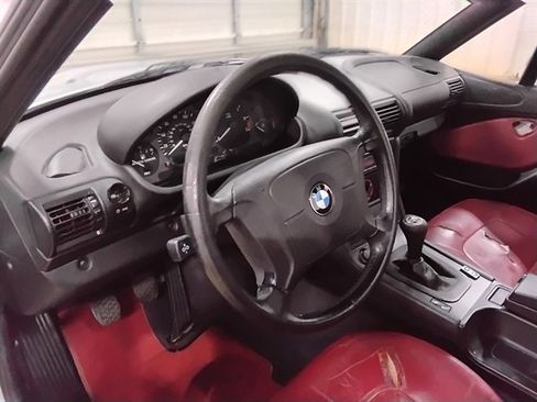 Used 1996 BMW Z3 1.9 image 11