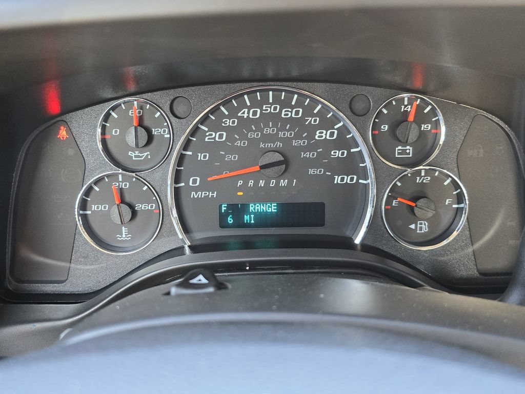 New 2025 Chevrolet Express 2500 w/ Driver Convenience Package RWD image 30