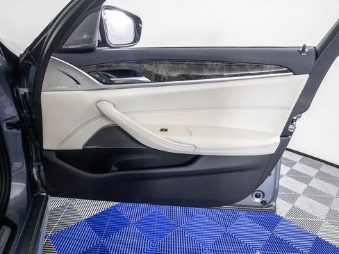 Used 2023 BMW 540i w/ M Sport Package RWD image 15