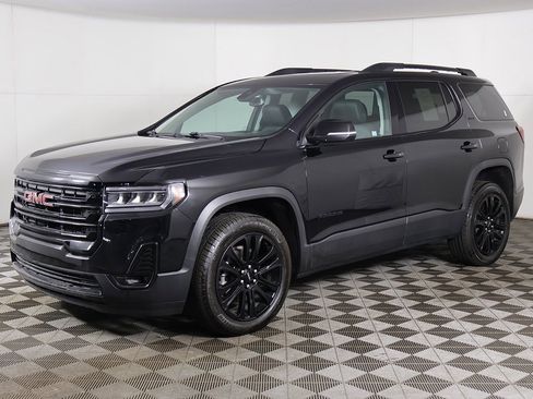 Used 2023 GMC Acadia SLT w/ Elevation Edition image 11