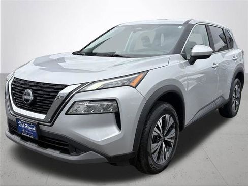 Certified 2023 Nissan Rogue SV image 2