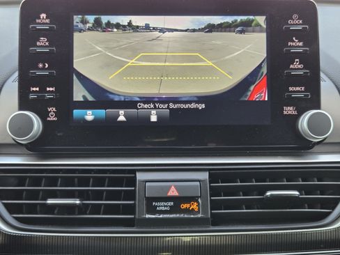 Used 2022 Honda Accord Sport image 14