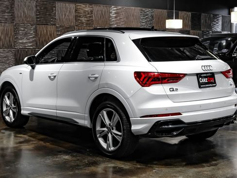Used 2020 Audi Q3 2.0T Premium w/ Convenience Package AWD/4WD image 9