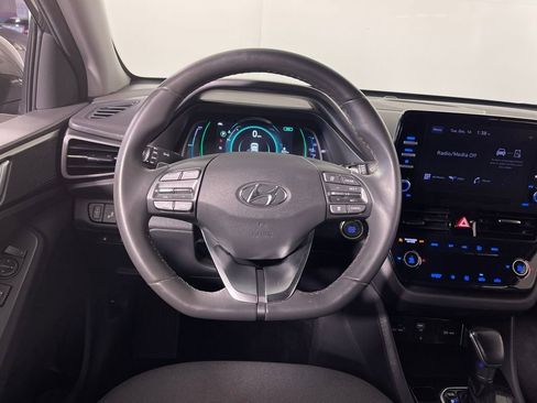 Used 2022 Hyundai Ioniq SEL image 15