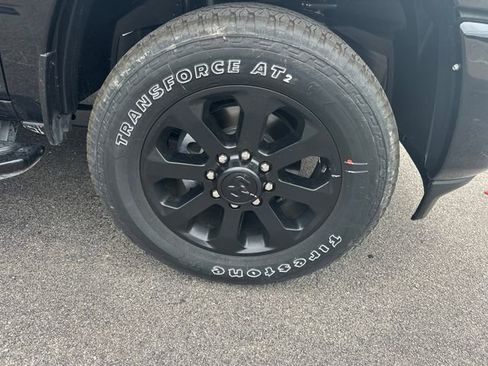 New 2026 RAM 2500 Laramie AWD/4WD image 26