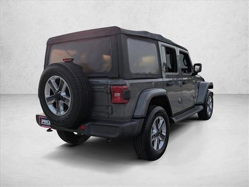 Used 2018 Jeep Wrangler Unlimited Sahara w/ Cold Weather Group image 5