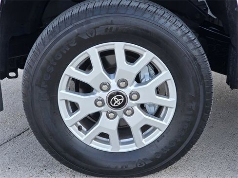 Used 2025 Toyota Tacoma SR image 8