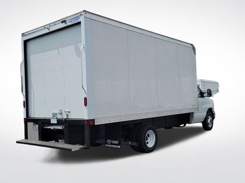 New 2027 Ford E-350 and Econoline 350 Super Duty w/ Power Equipment Group RWD image 6