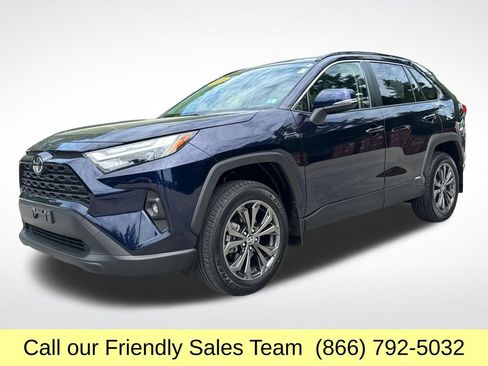 Used 2025 Toyota RAV4 XLE Premium w/ Weather Package AWD/4WD image 1